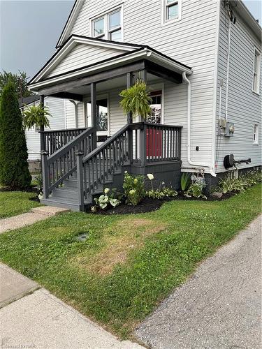 277 Central Avenue, Fort Erie, ON - Outdoor With Deck Patio Veranda