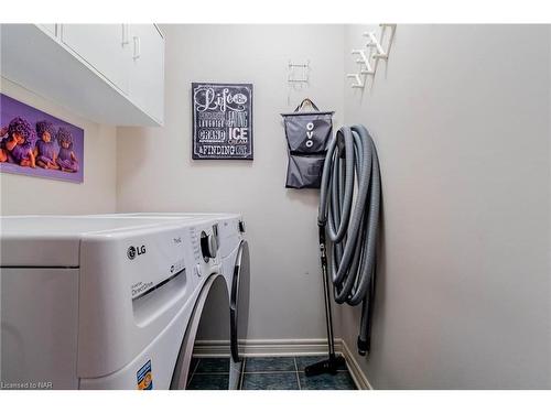 5 Mcbride Drive, St. Catharines, ON - Indoor Photo Showing Laundry Room
