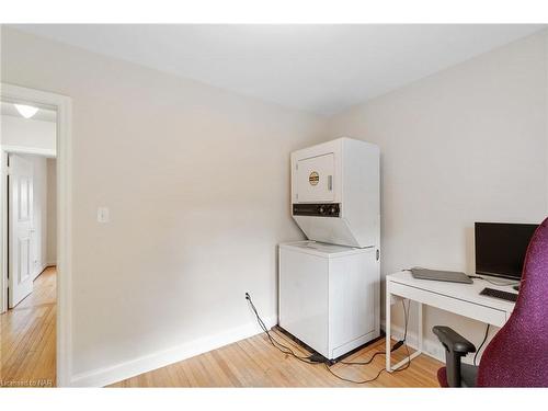 6 Cliff Road, St. Catharines, ON - Indoor Photo Showing Laundry Room