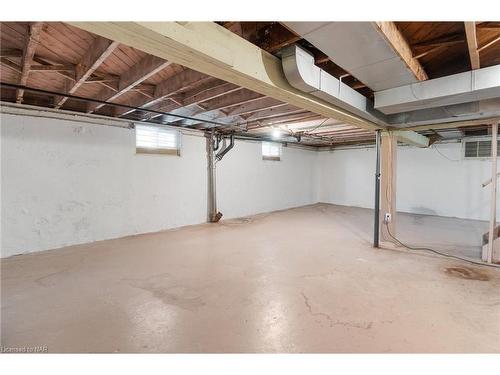 6 Cliff Road, St. Catharines, ON - Indoor Photo Showing Basement