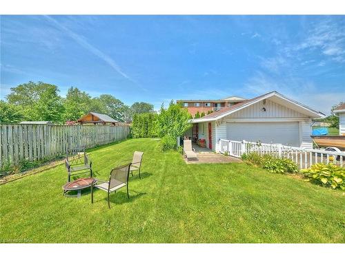 7181 Adams Avenue, Niagara Falls, ON - Outdoor With Backyard