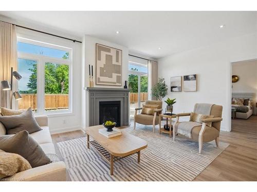 7 Beachwalk Crescent, Crystal Beach, ON - Indoor Photo Showing Living Room With Fireplace