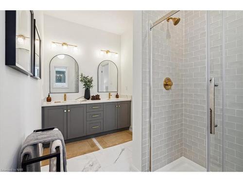 7 Beachwalk Crescent, Crystal Beach, ON - Indoor Photo Showing Bathroom