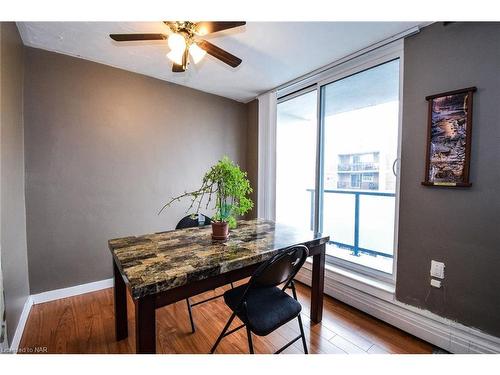 908-359 Geneva Street, St. Catharines, ON - Indoor Photo Showing Dining Room