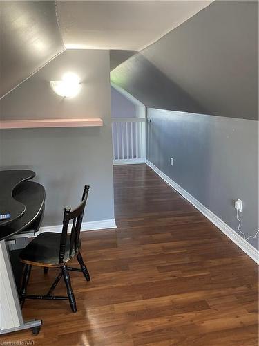 6109 Keith Street, Niagara Falls, ON - Indoor Photo Showing Other Room