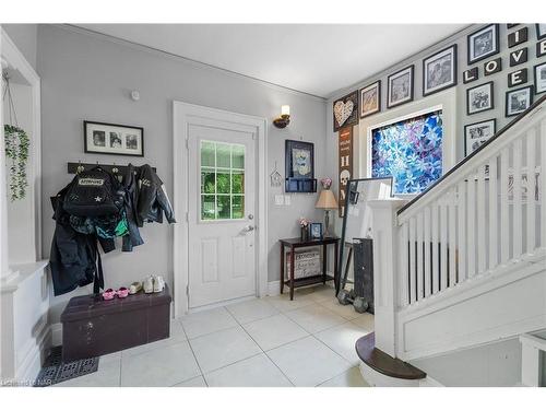 4825 Crysler Avenue, Niagara Falls, ON - Indoor Photo Showing Other Room