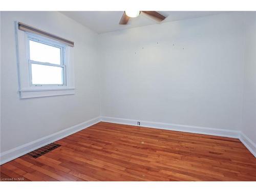 250 Niagara Street, St. Catharines, ON - Indoor Photo Showing Other Room