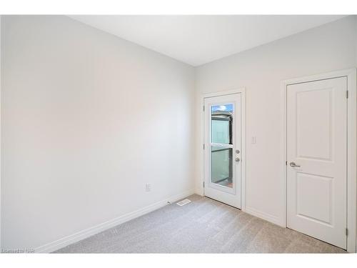 45-150 Glendale Avenue, St. Catharines, ON - Indoor