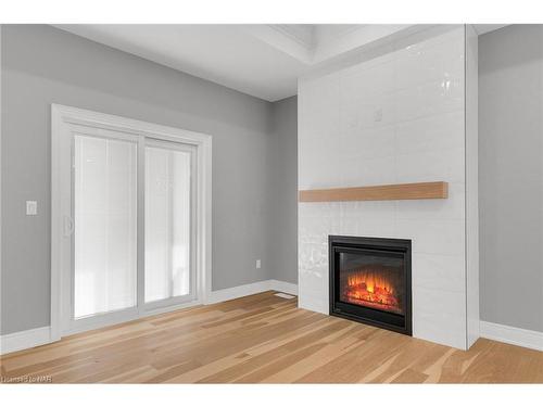 265 Lancaster Drive, Port Colborne, ON - Indoor Photo Showing Living Room With Fireplace