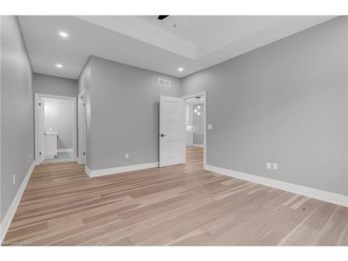 265 Lancaster Drive, Port Colborne, ON - Indoor Photo Showing Other Room