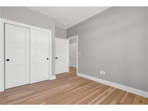 265 Lancaster Drive, Port Colborne, ON - Indoor Photo Showing Other Room