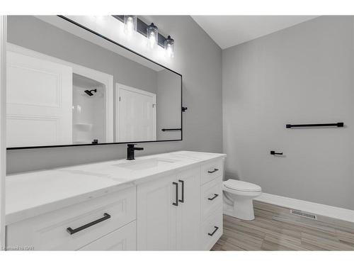 265 Lancaster Drive, Port Colborne, ON - Indoor Photo Showing Bathroom