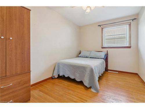 193 Queen Street, Port Colborne, ON - Indoor Photo Showing Bedroom