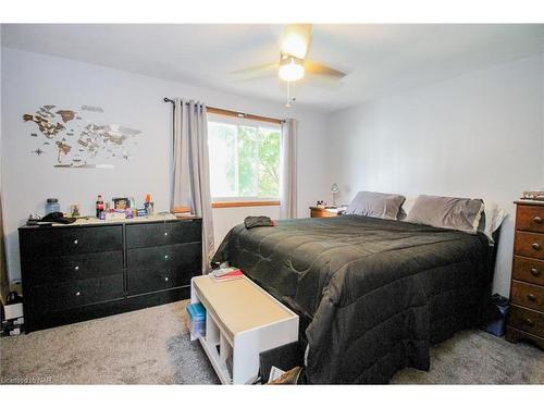 6-63 Empire Street, Welland, ON - Indoor Photo Showing Bedroom