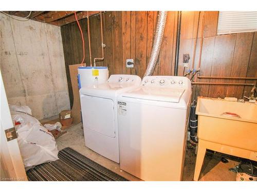 6-63 Empire Street, Welland, ON - Indoor Photo Showing Laundry Room