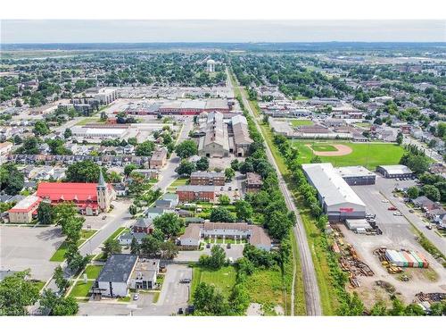 6-63 Empire Street, Welland, ON - Outdoor With View