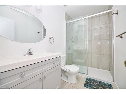 3-254 Bertie Street, Fort Erie, ON - Indoor Photo Showing Bathroom