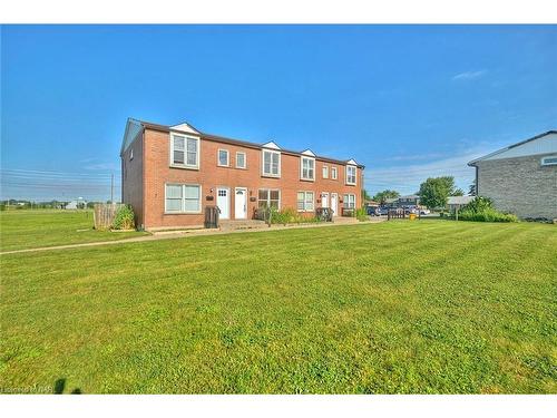 3-254 Bertie Street, Fort Erie, ON - Outdoor