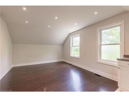 150 Welland Avenue, St. Catharines, ON - Indoor Photo Showing Other Room