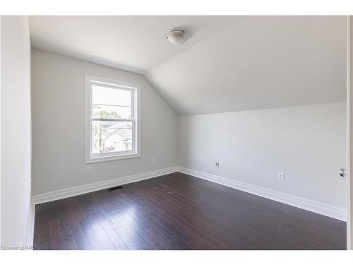 150 Welland Avenue, St. Catharines, ON - Indoor Photo Showing Other Room