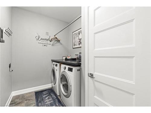 30 Campbell Street, Thorold, ON - Indoor Photo Showing Laundry Room