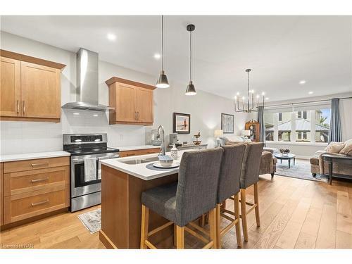 30 Campbell Street, Thorold, ON - Indoor Photo Showing Kitchen