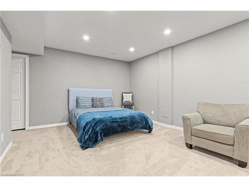 30 Campbell Street, Thorold, ON - Indoor Photo Showing Bedroom