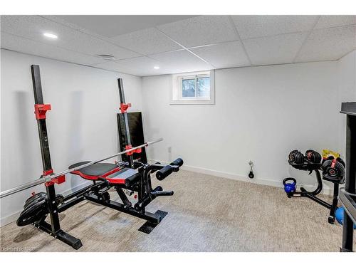 6611 Culp Street, Niagara Falls, ON - Indoor Photo Showing Gym Room