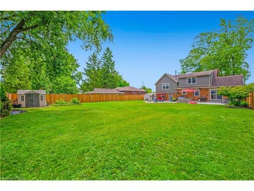 6611 Culp Street, Niagara Falls, ON - Outdoor With Backyard