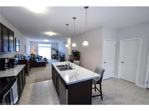 16 Ellis Avenue, St. Catharines, ON - Indoor Photo Showing Kitchen With Double Sink