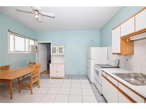 348 Barrick Road, Port Colborne, ON - Indoor Photo Showing Kitchen