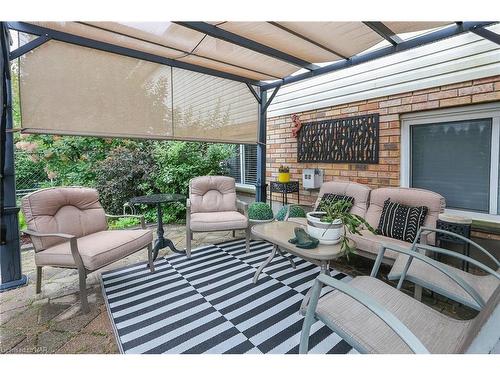 7799 Yvette Crescent, Niagara Falls, ON - Outdoor With Deck Patio Veranda With Exterior