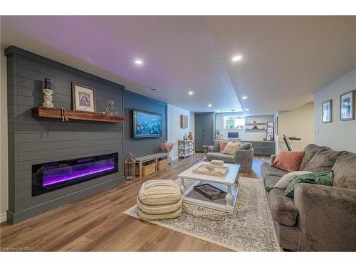 50 Andrew Lane, Thorold, ON - Indoor Photo Showing Living Room With Fireplace