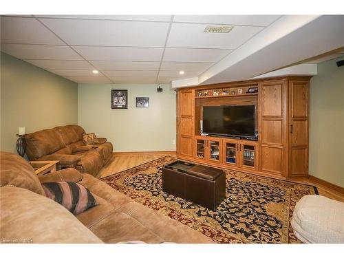 2205 Mewburn Road, Niagara Falls, ON - Indoor