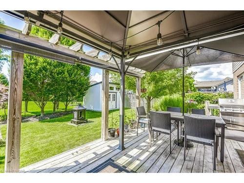 6635 Parkside Road, Niagara Falls, ON - Outdoor With Deck Patio Veranda With Exterior