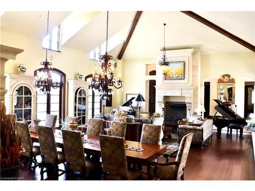 10131 Niagara River Parkway, Niagara Falls, ON - Indoor Photo Showing Dining Room With Fireplace