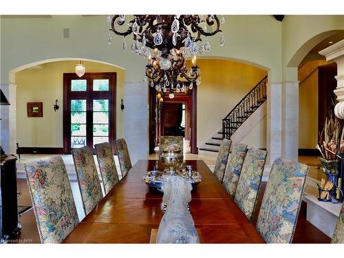 10131 Niagara River Parkway, Niagara Falls, ON - Indoor Photo Showing Dining Room