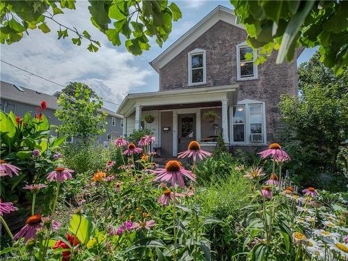 11 Bessey Street, St. Catharines, ON - Outdoor