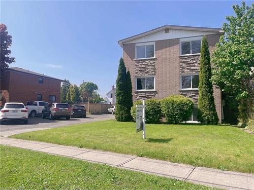 6-15 John Street, St. Catharines, ON - Outdoor