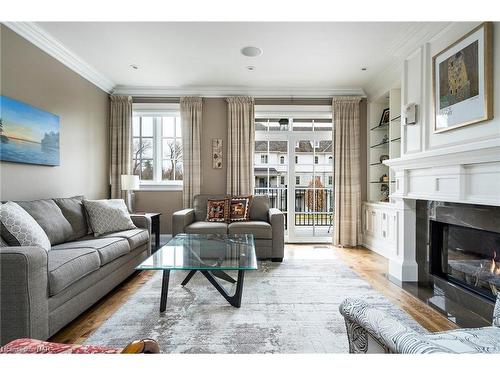 13-11 Bay Street E, Thornbury, ON - Indoor Photo Showing Living Room With Fireplace