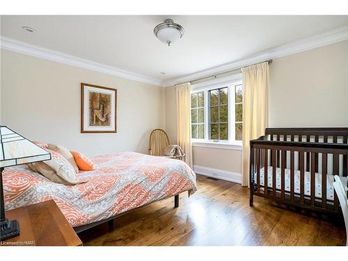 13-11 Bay Street E, Thornbury, ON - Indoor Photo Showing Bedroom