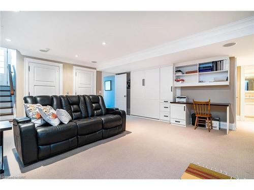 13-11 Bay Street E, Thornbury, ON - Indoor Photo Showing Living Room