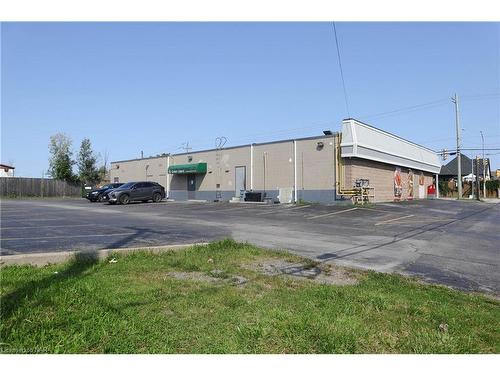 8278 Thorold Stone Road, Niagara Falls, ON 