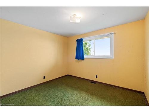 13041 Lakeshore Road, Wainfleet, ON - Indoor Photo Showing Other Room