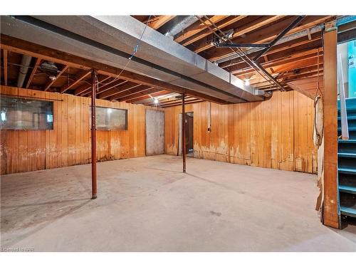 13041 Lakeshore Road, Wainfleet, ON - Indoor Photo Showing Basement