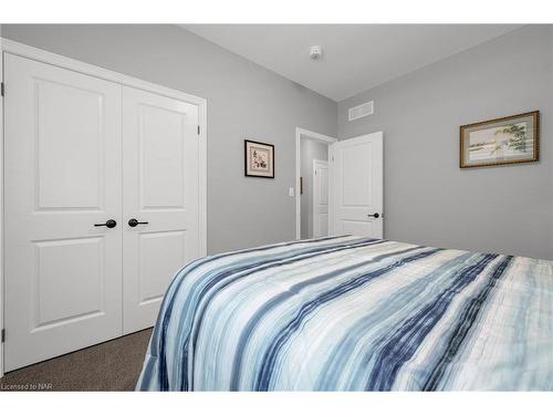 31 Secord Street, Thorold, ON - Indoor Photo Showing Bedroom