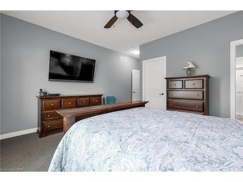 31 Secord Street, Thorold, ON - Indoor Photo Showing Bedroom