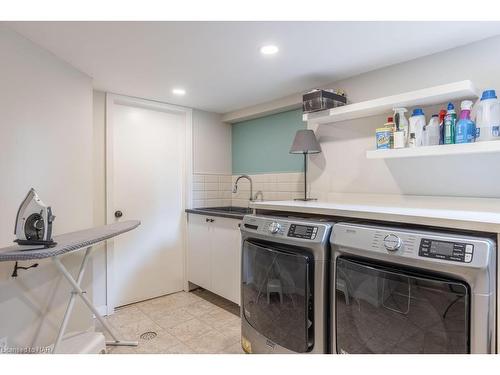 96 South Drive, St. Catharines, ON - Indoor Photo Showing Laundry Room