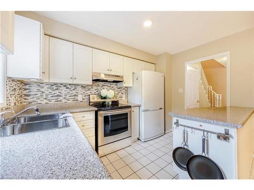 150 Dorothy Street, St. Catharines, ON - Indoor Photo Showing Kitchen With Double Sink