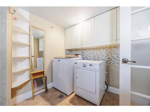 150 Dorothy Street, St. Catharines, ON - Indoor Photo Showing Laundry Room